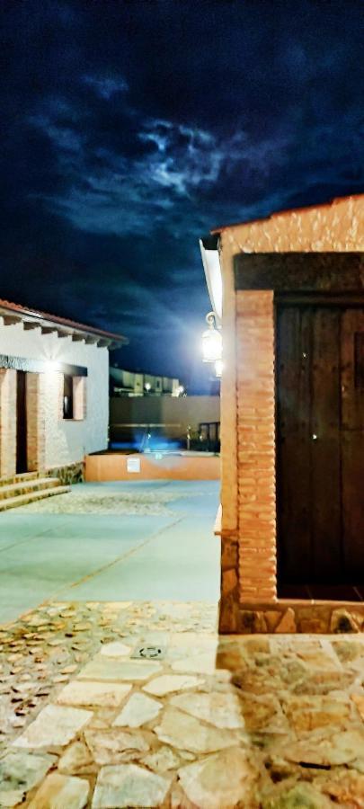 Los Montes Affittacamere Casas de Miravete Esterno foto