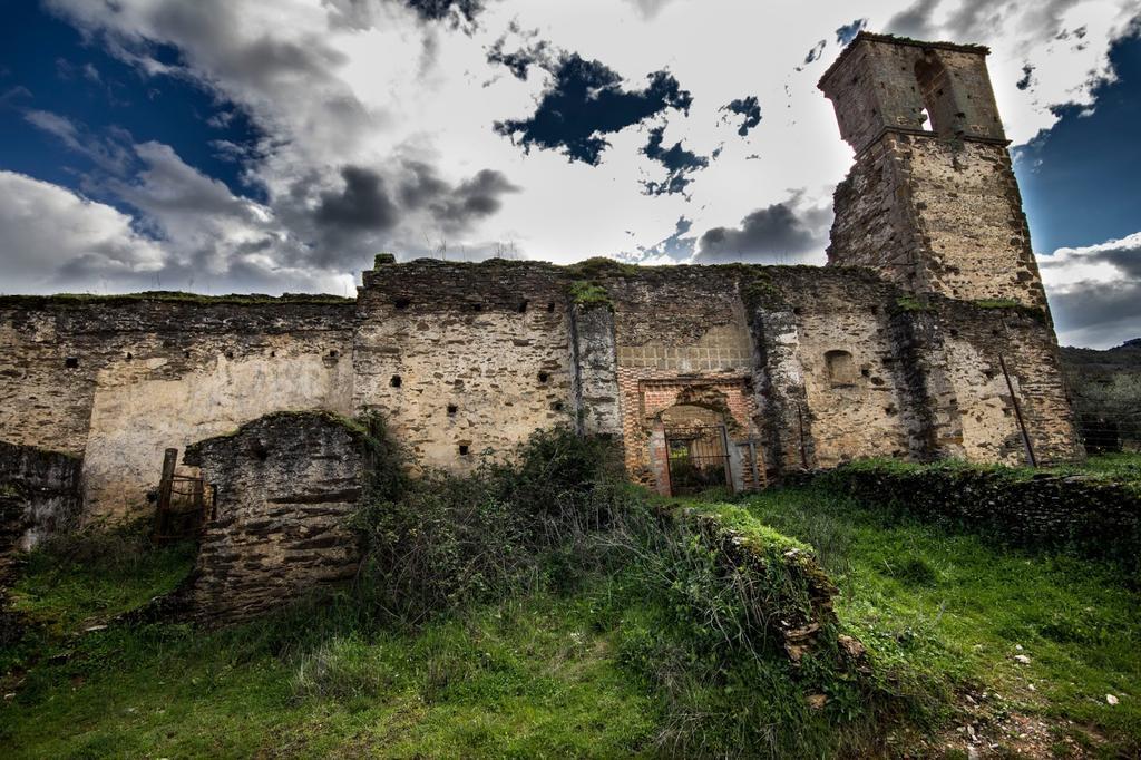 Los Montes Affittacamere Casas de Miravete Esterno foto