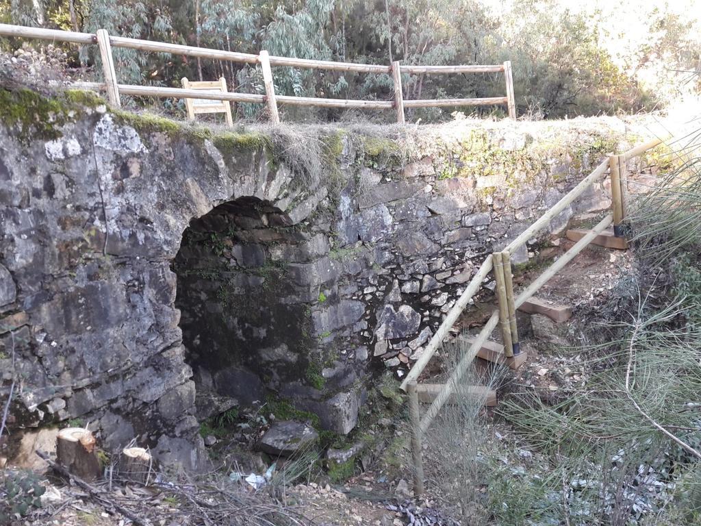 Los Montes Affittacamere Casas de Miravete Esterno foto